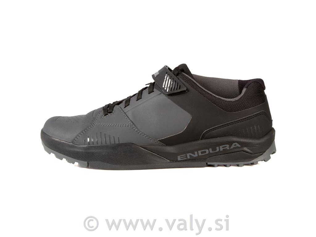 Endura flat čevlji MT500 Burner Flat Shoe črna siva